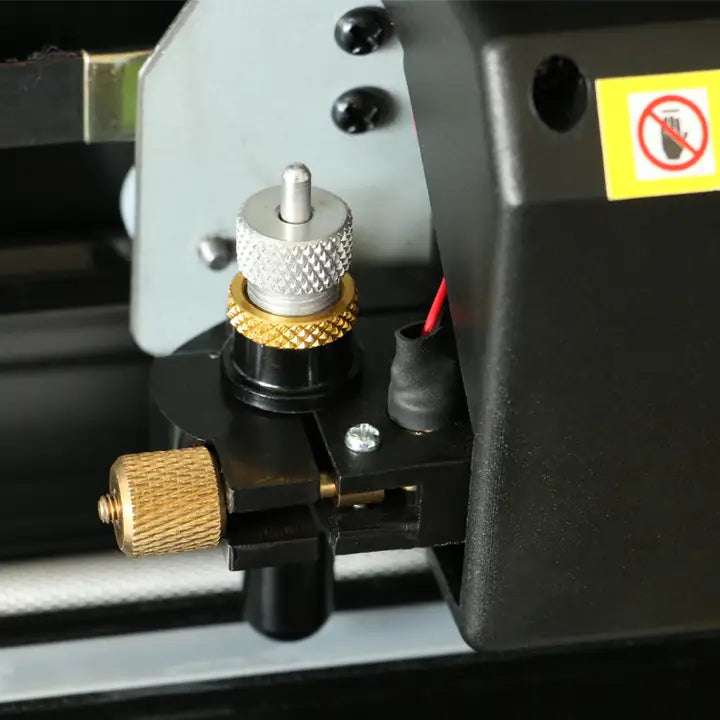 Plotter de Corte Semi Automático 60 Cm - Máquinas